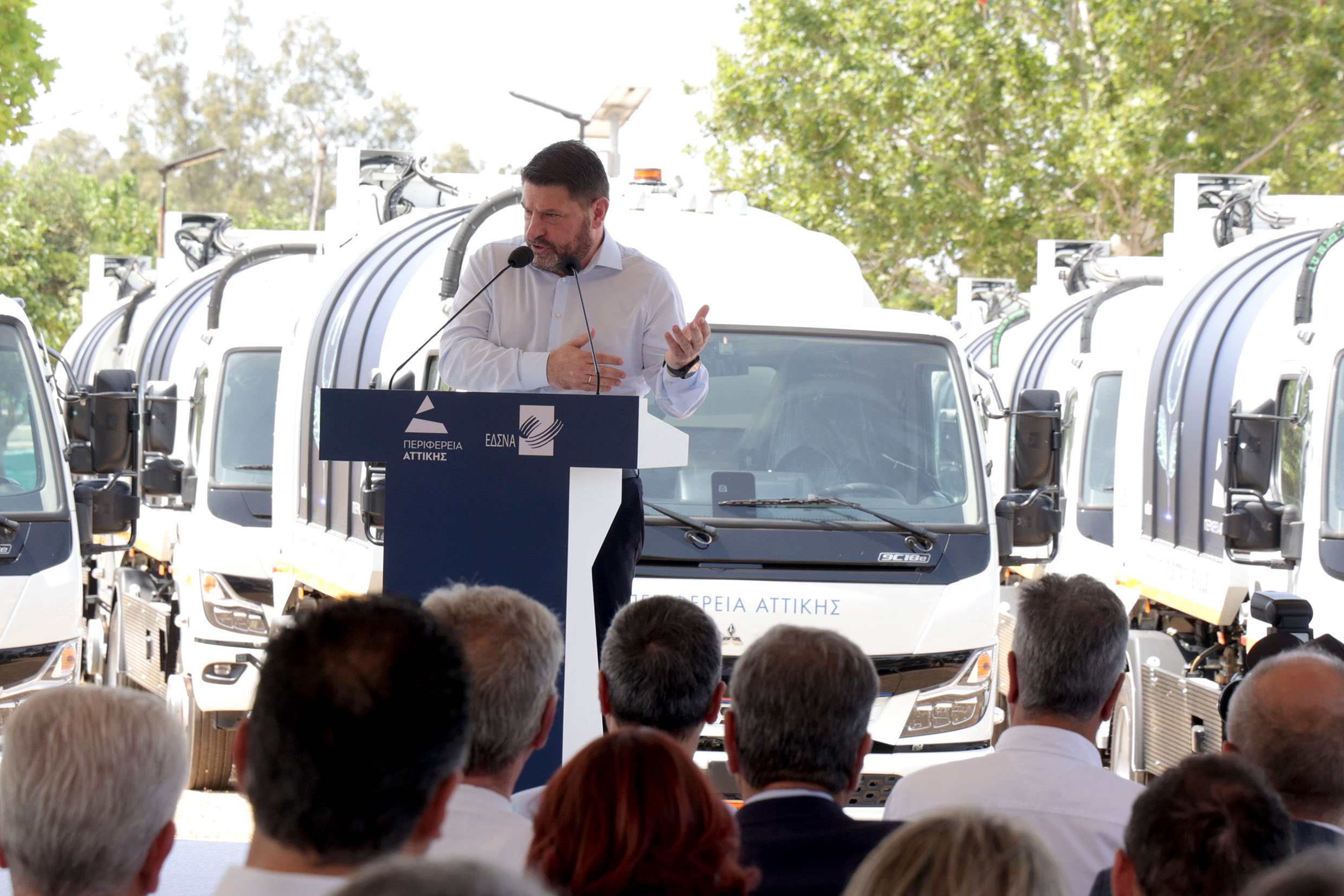 Ν. Χαρδαλιάς: «Εξοπλίζουμε τους Δήμους της Αττικής με 65 υπερσύγχρονα ηλεκτρικά απορριμματοφόρα για ένα πράσινο Λεκανοπέδιο»