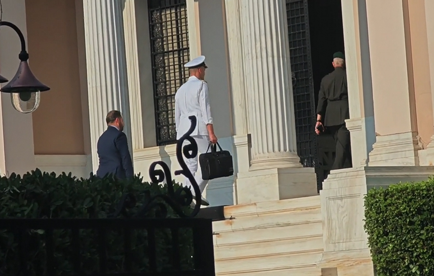 Σε εξέλιξη η έκτακτη συνεδρίαση του ΚΥΣΕΑ για την κρίση στη Μέση Ανατολή