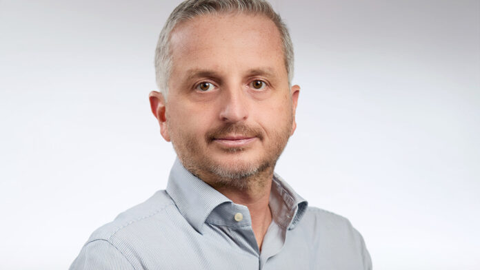 Ανατροπή στην κορυφή του Public Group: Αναλαμβάνει CEO ο Δημήτρης Γαλάνης