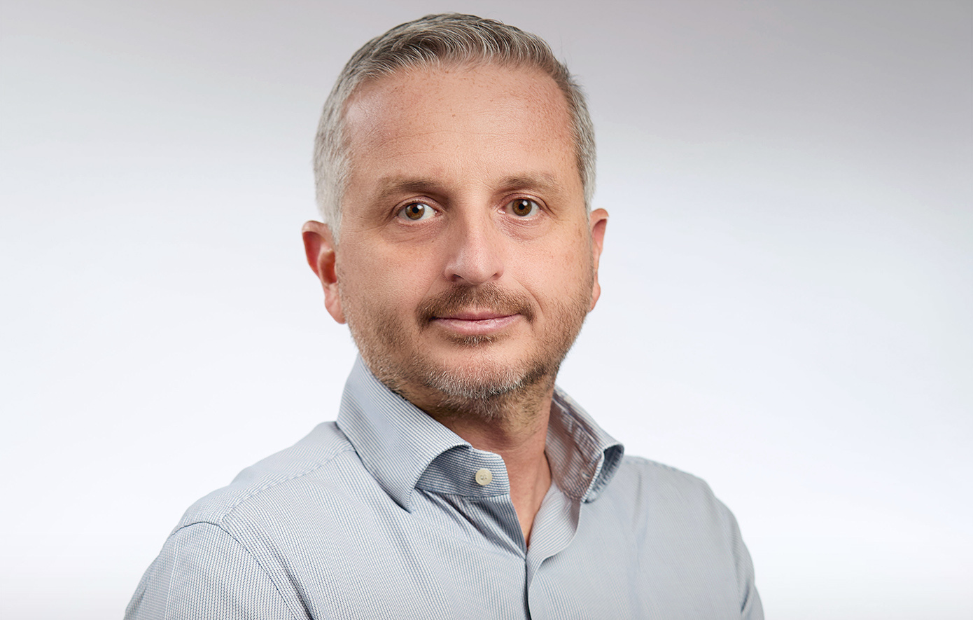 Ανατροπή στην κορυφή του Public Group: Αναλαμβάνει CEO ο Δημήτρης Γαλάνης