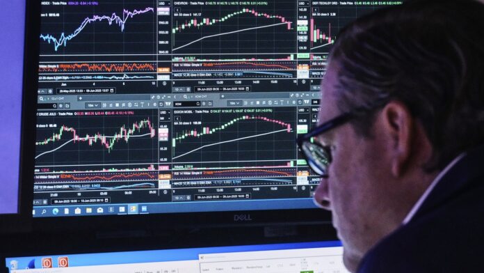 Η Wall Street εκτοξεύεται παρά την κρίση στη Μέση Ανατολή