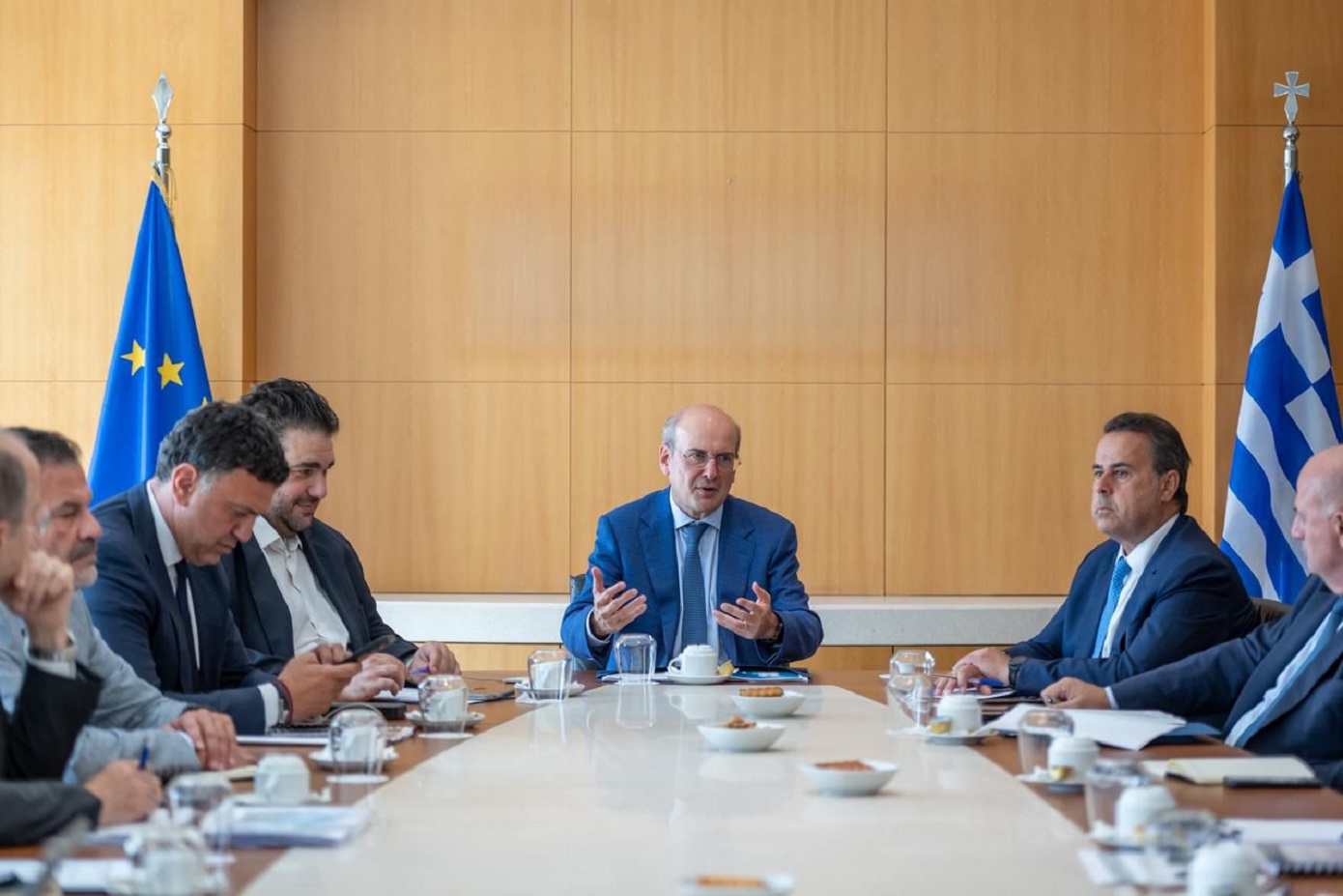 Κωστής Χατζηδάκης: Το καλοκαίρι αποκαλύπτεται το Εθνικό Σχέδιο για τη θωράκιση των υδάτων