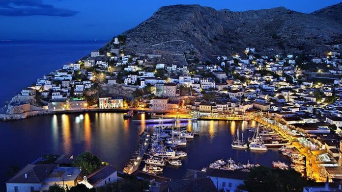 Μπλακ άουτ σαρώνει την Ύδρα λόγω κακοκαιρίας – Η έκκληση του δημάρχου