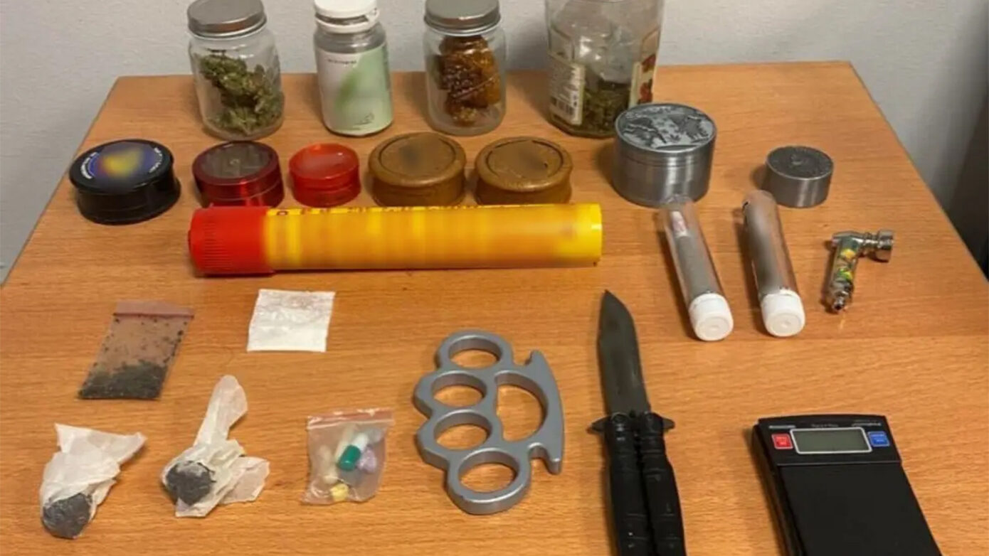 Εγκληματικά δίκτυα σε γήπεδα: Ναρκωτικά, όπλα και μυστικοί κωδικοί – Τρεις ακόμη συλλήψεις στη Θεσσαλονίκη