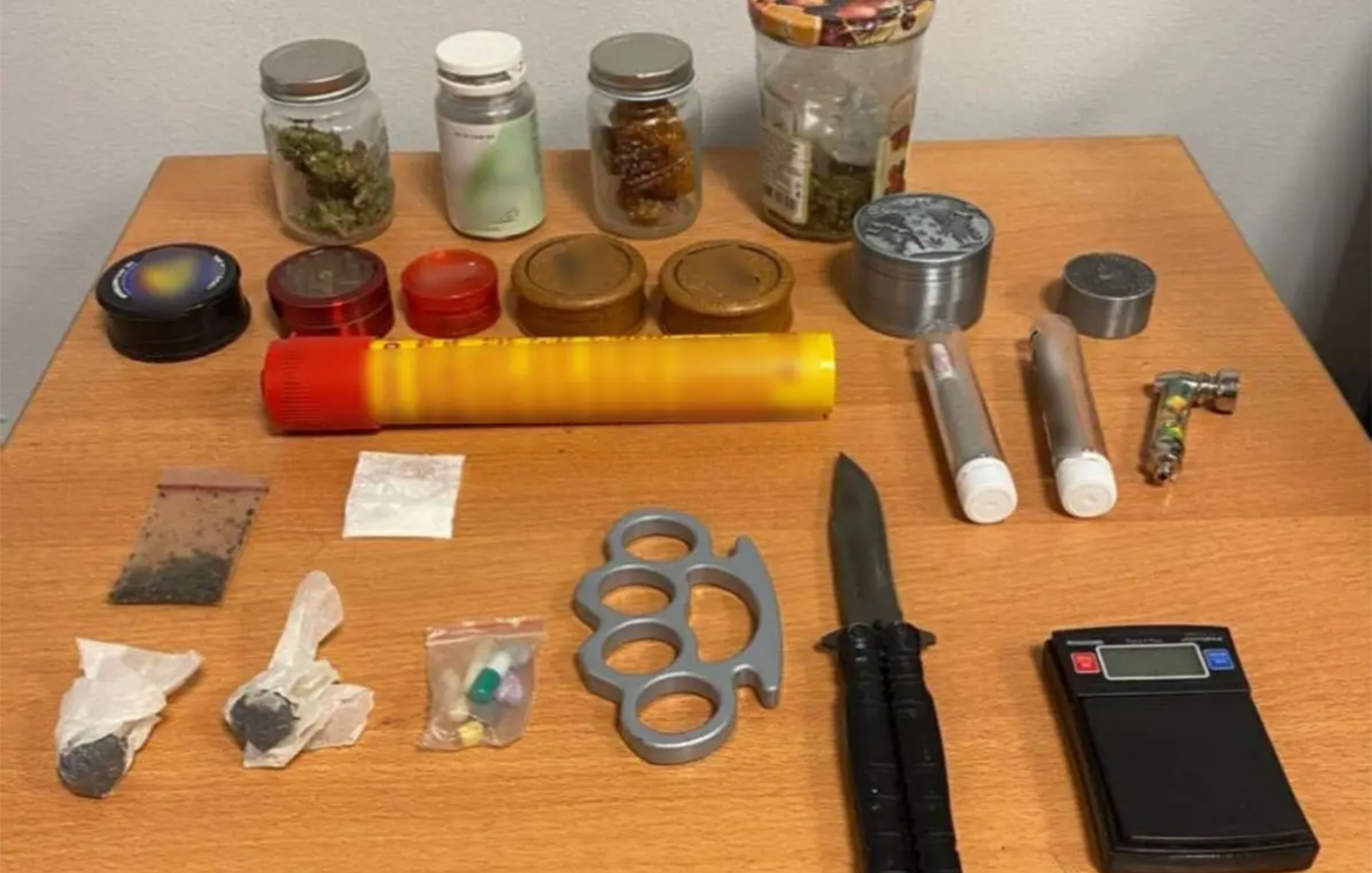 Εγκληματικά δίκτυα σε γήπεδα: Ναρκωτικά, όπλα και μυστικοί κωδικοί – Τρεις ακόμη συλλήψεις στη Θεσσαλονίκη