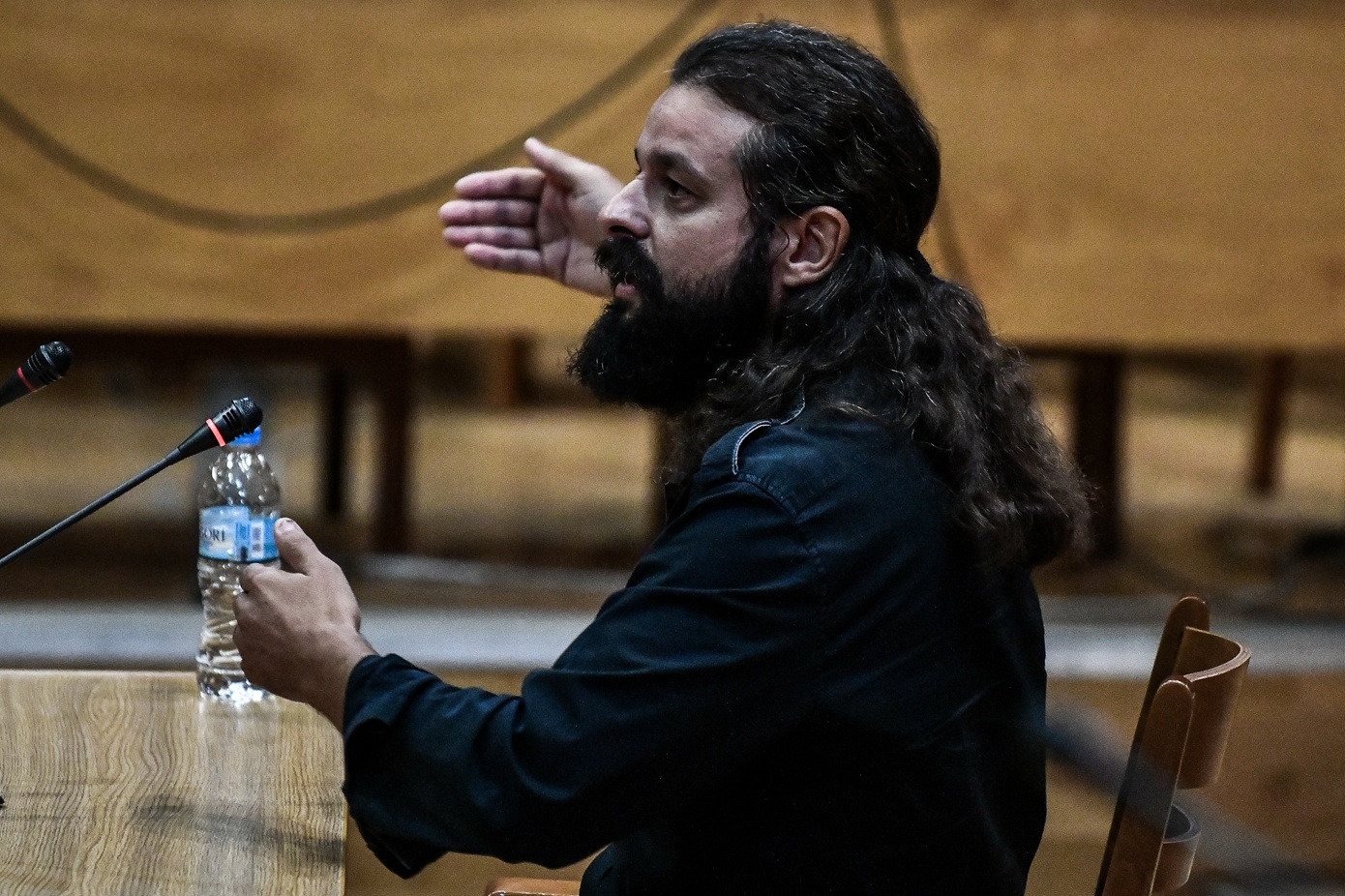 Κώστας Μπαρμπαρούσης: Ένοχος, αλλά αθώωσε για την κατηγορία εσχάτης προδοσίας