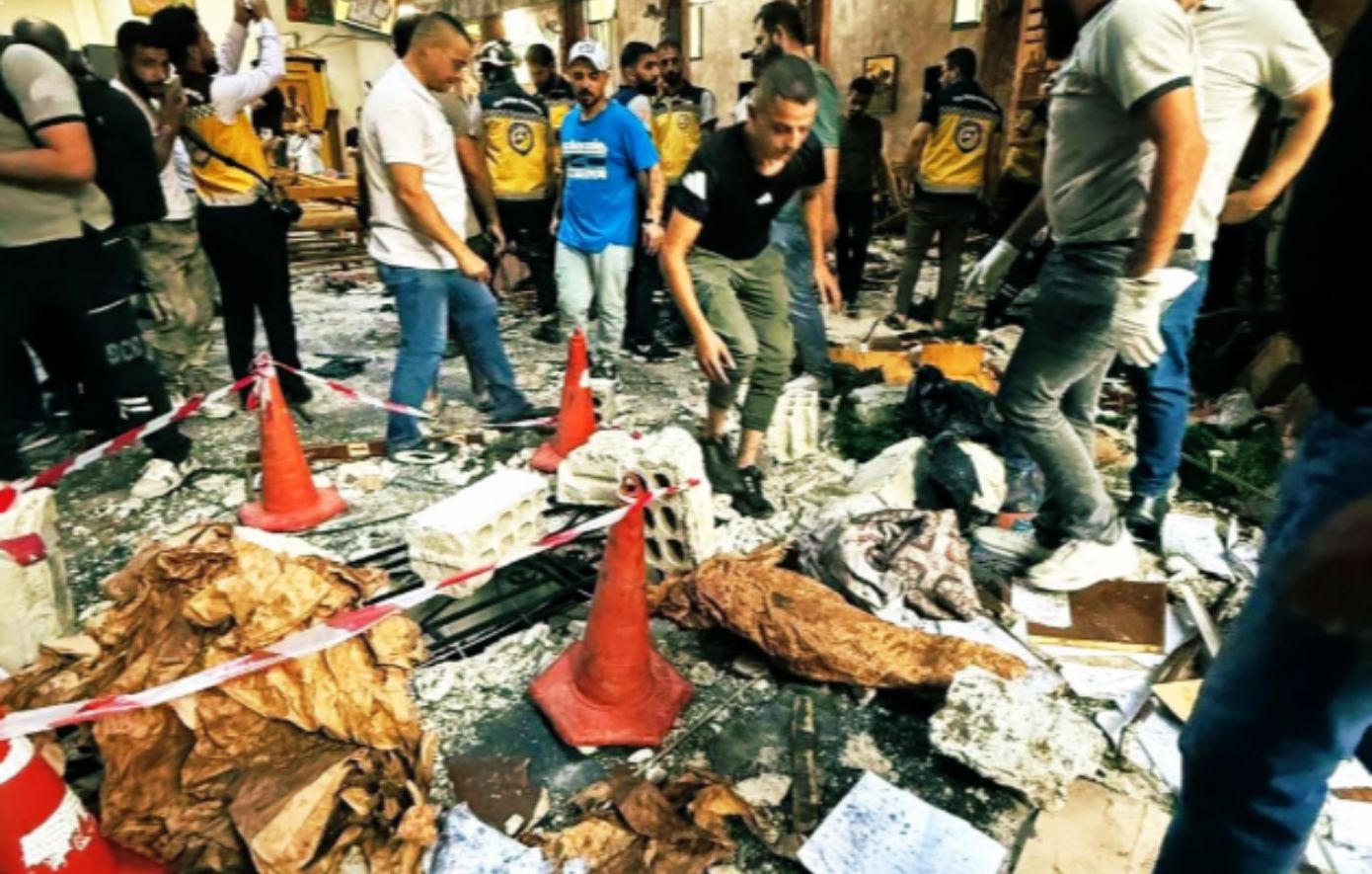 Έντονη καταδίκη του ΥΠΕΞ για τη βομβιστική επίθεση στη Δαμασκό: Οι θρησκευτικοί χώροι δεν πρέπει να γίνονται στόχοι τρομοκρατίας