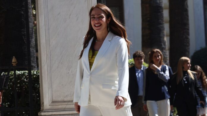 Δόμνα Μιχαηλίδου: Ανακαλύψτε τη νέα πύλη stegasi.gov.gr – Ψηφίζεται εντός καλοκαιριού η Κοινωνική Αντιπαροχή