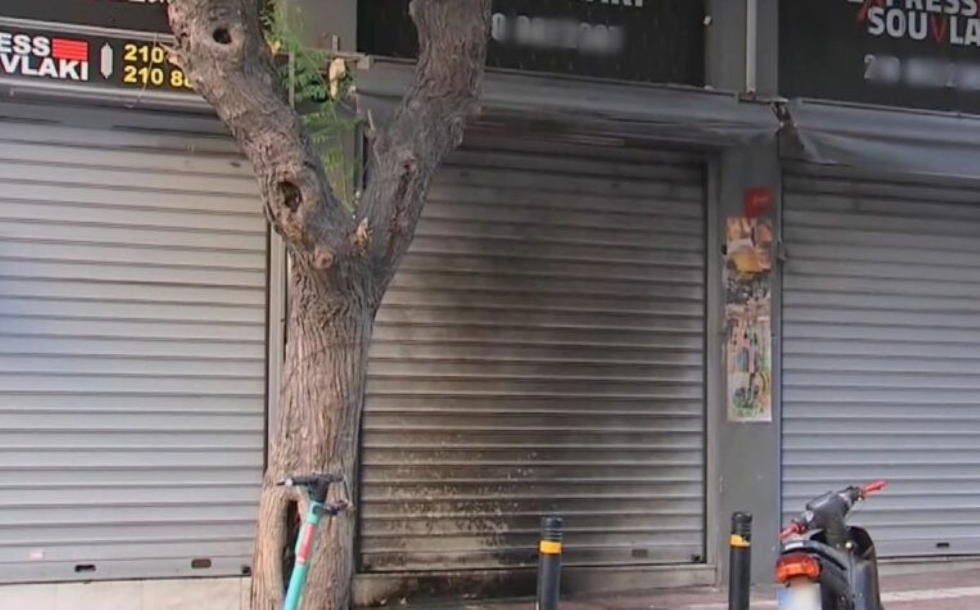 Ισχυρή έκρηξη συγκλόνισε ψητοπωλείο στην Αθήνα τα ξημερώματα