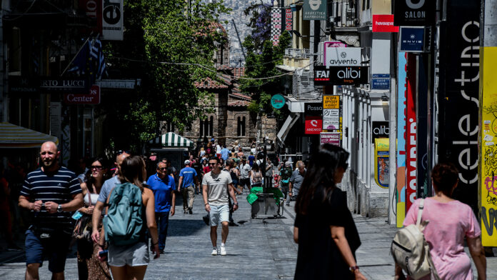 Εκτοξεύεται η πλήρης απασχόληση – Κατρακύλα της ανεργίας και των κενών θέσεων εργασίας