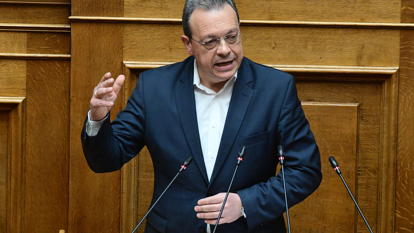 Φάμελλος: Υπάρχει μεθόδευση να μην ψηφίσουν οι βουλευτές ανά αδίκημα για τα Τέμπη