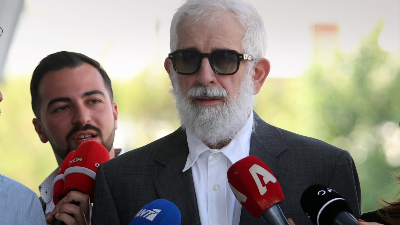 Δίκη Πέτρου Φιλιππίδη: «Ο εισαγγελέας έδειχνε μεγαλύτερη εμπιστοσύνη στους άντρες μάρτυρες», καταγγέλλει ο δικηγόρος της πρώτης θύματος