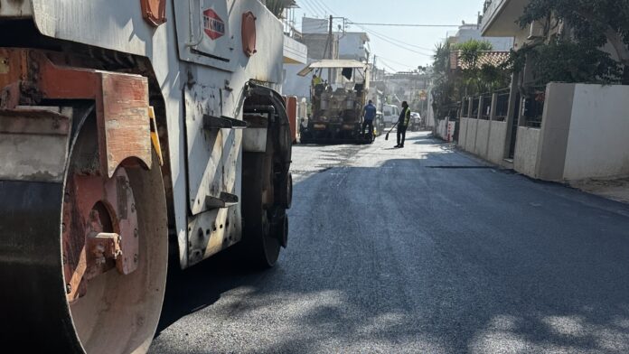 Σε πλήρη ανάπτυξη έργα ασφαλτόστρωσης στην 3η Δημοτική Κοινότητα Ηρακλείου Κρήτης