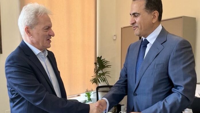 Συνάντηση Δημάρχου Ηρακλείου με τον Πρέσβη του Κατάρ: Νέες προοπτικές συνεργασίας