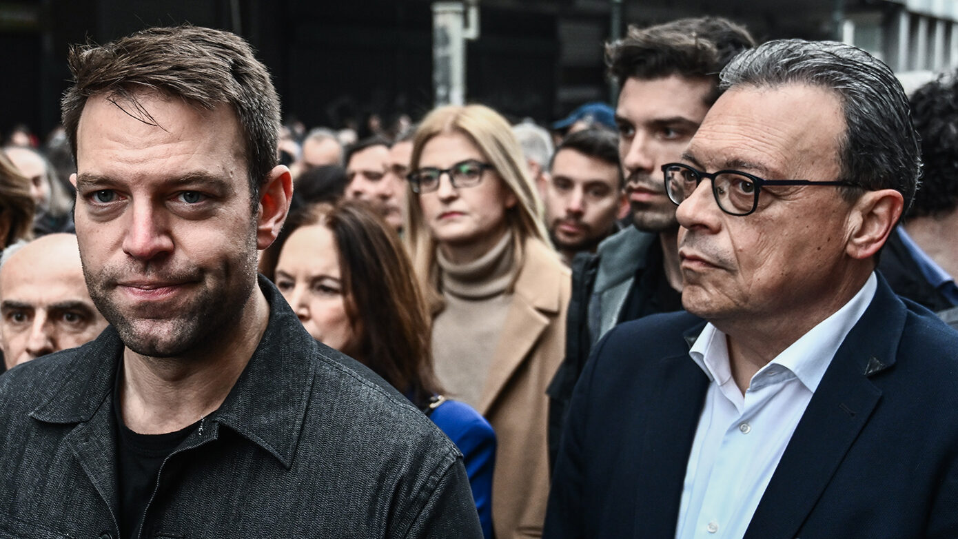 Πολιτικό ναυάγιο για τον ΣΥΡΙΖΑ με την προανακριτική για τα Τέμπη: Ο Κασσελάκης απέσυρε αιφνιδιαστικά τους 6 βουλευτές του
