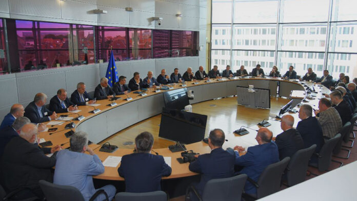 ΚΕΔΕ: Στις Βρυξέλλες πραγματοποιήθηκε η κρίσιμη συνεδρίαση του Διοικητικού Συμβουλίου