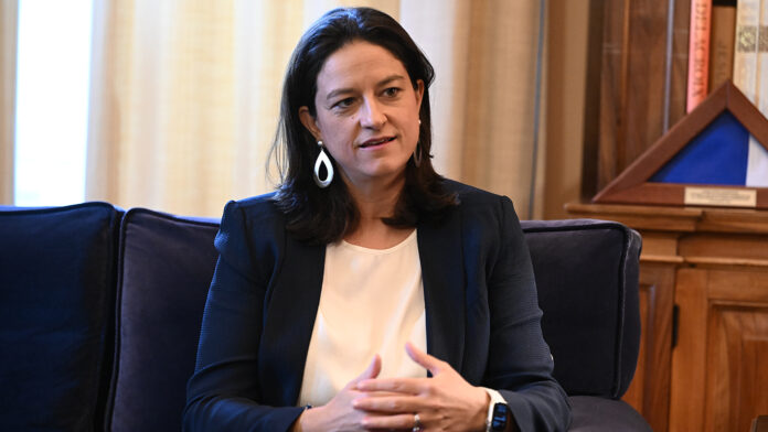 Νίκη Κεραμέως: «Οι έλεγχοι έχουν εκτοξευθεί κατά 8% και αυτό γίνεται για να προστατεύσουμε ακόμα περισσότερους εργαζομένους»