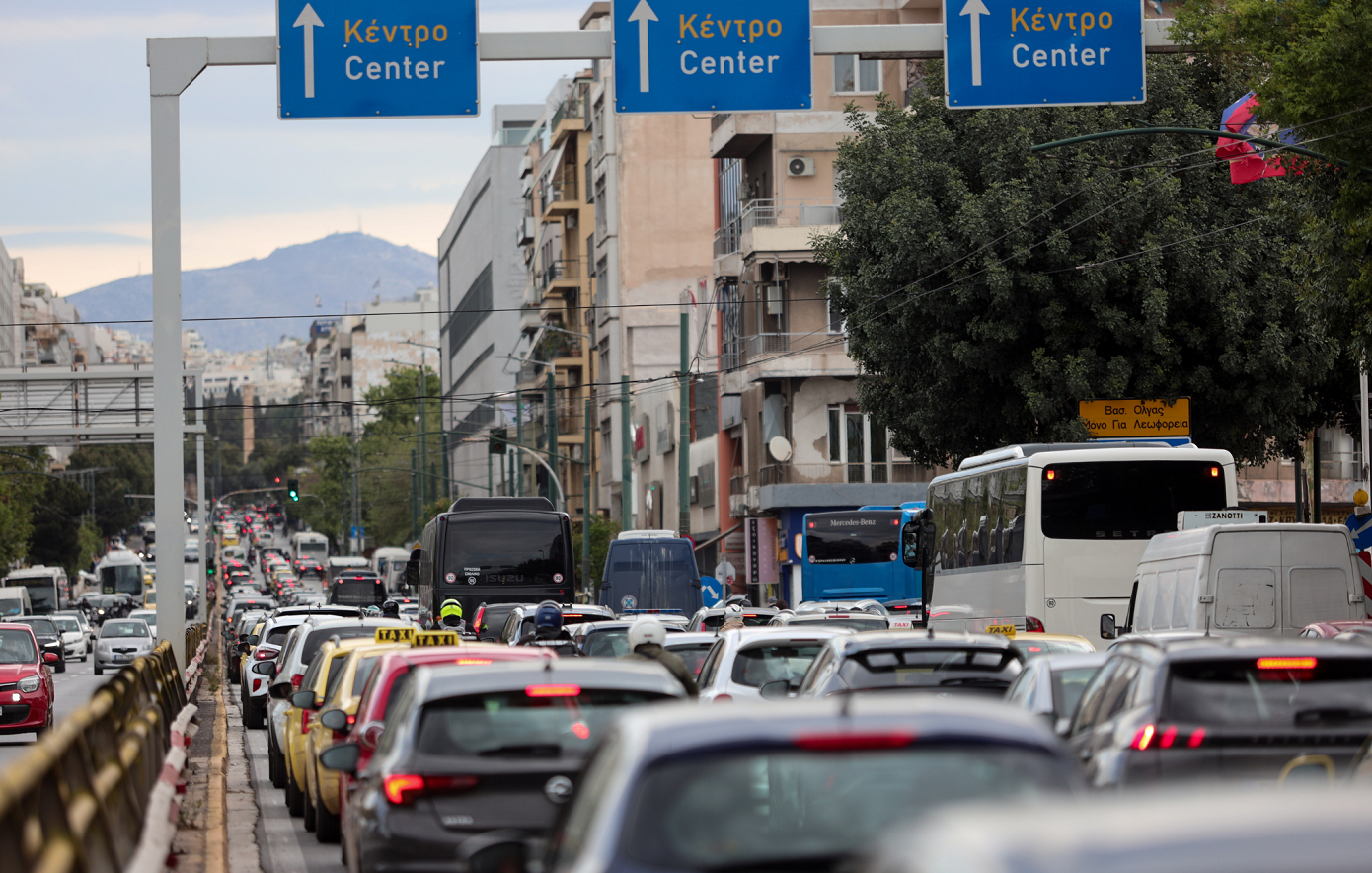 “«Big Brother» σαρώνει τους δρόμους για να εξαλειφθούν τα τροχαία – Σε ποια σημεία της Αττικής εγκαθίστανται κάμερες”