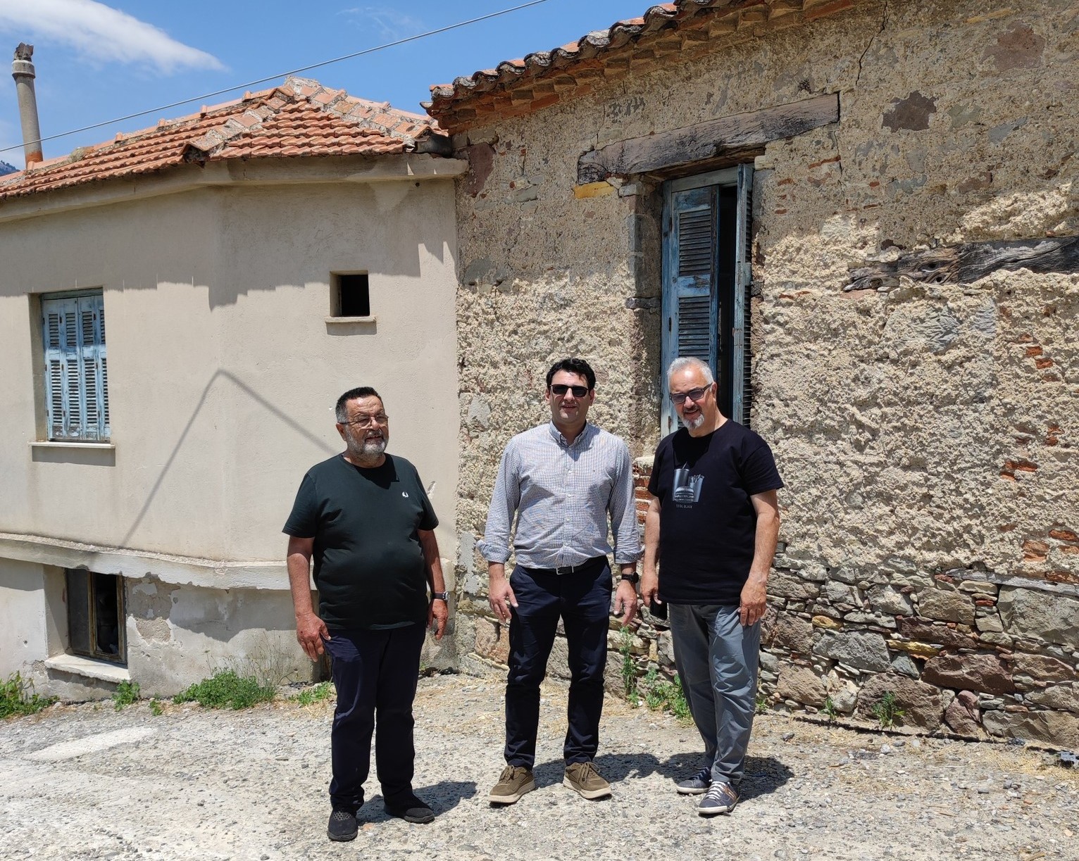 Δ. Κύμης – Αλιβερίου: Oι Κονίστρες μεταμορφώνονται με εντυπωσιακή πλατεία και βιβλιοθήκη