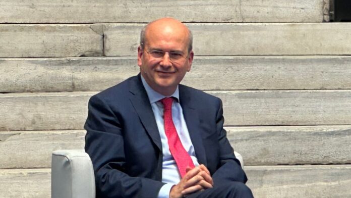 Χατζηδάκης: Ανακόπτεται το brain drain από το 2023