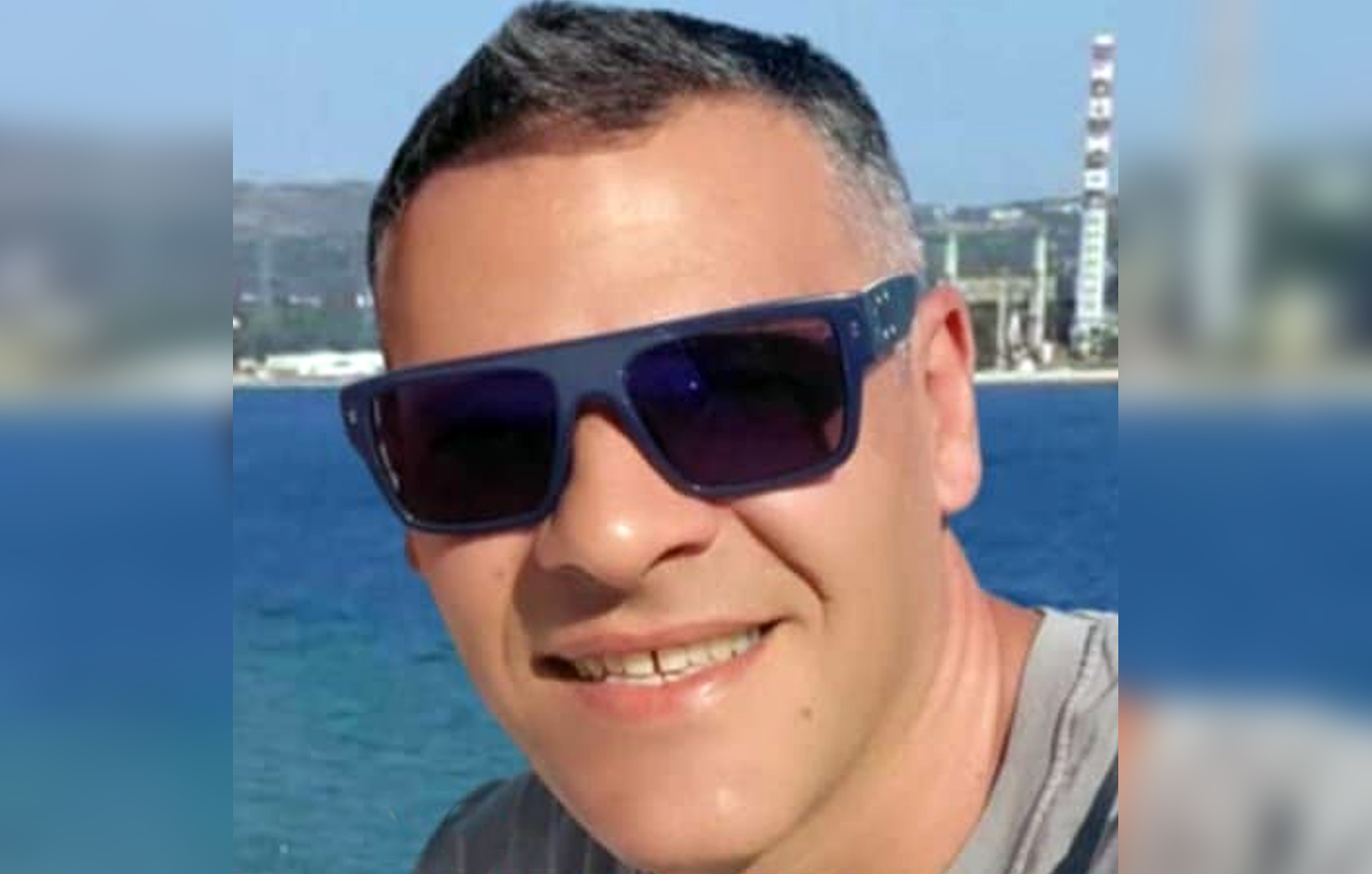 Αυτός είναι ο 44χρονος ήρωας αστυνομικός που έσωσε μητέρα και κόρη από θαλάσσια τραγωδία στην Εύβοια