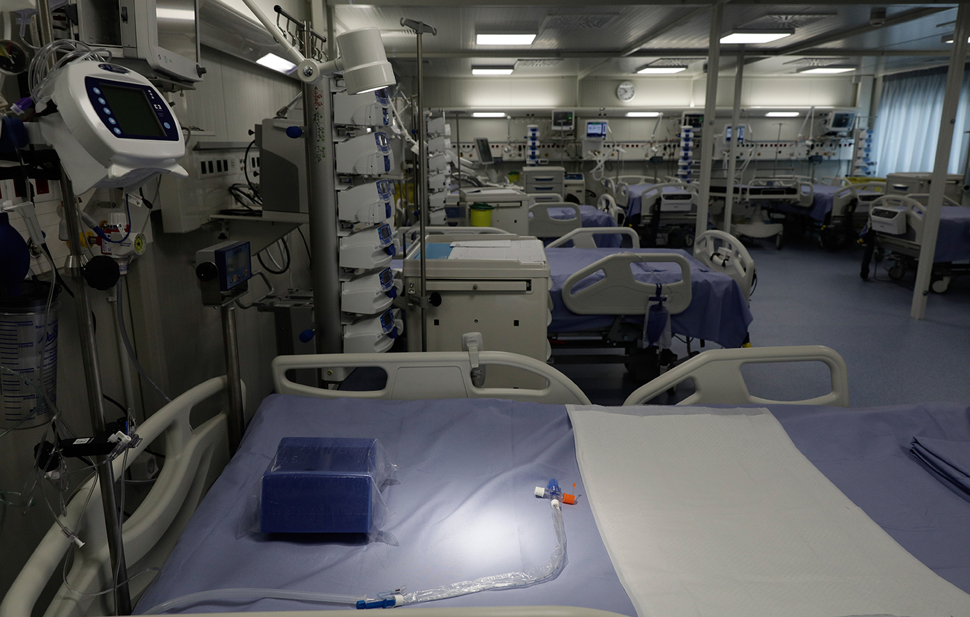 Στη ΜΕΘ 16χρονος από τη Λαμία – Τον δάγκωσε φίδι στο χέρι