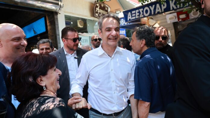 Τηλεφωνική συνομιλία Μητσοτάκη με τον Φρίντριχ Μερτς: Στο επίκεντρο η κρίση στη Μέση Ανατολή