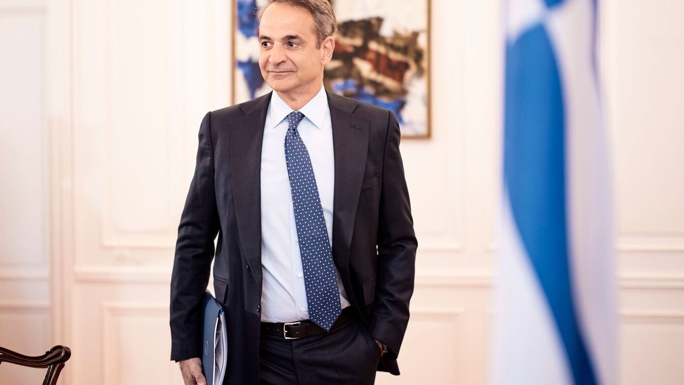 Το ΚΑΤ επισκέφθηκε ο Κυριάκος Μητσοτάκης: «Εδώ είναι το σπίτι μας» του δήλωσε γιατρός που επέστρεψε από την Αγγλία