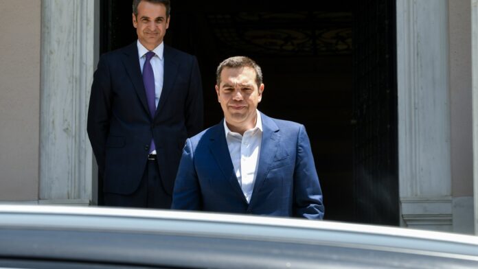 Ο Αλέξης Τσίπρας επιστρέφει ως ηγέτης, ο Κυριάκος Μητσοτάκης καραδοκεί, ΣΥΡΙΖΑ και ΠΑΣΟΚ αγωνιούν για το μέλλον