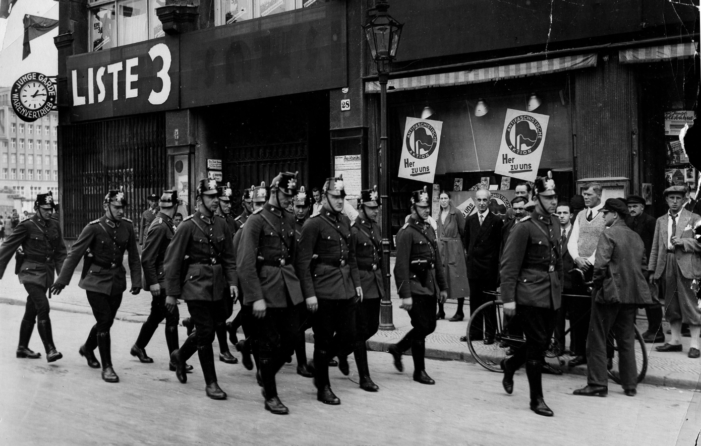 Σαν σήμερα 30 Ιουνίου: Η νύχτα των μεγάλων μαχαιριών – Όταν ο Χίτλερ εξόντωσε τους δικούς του