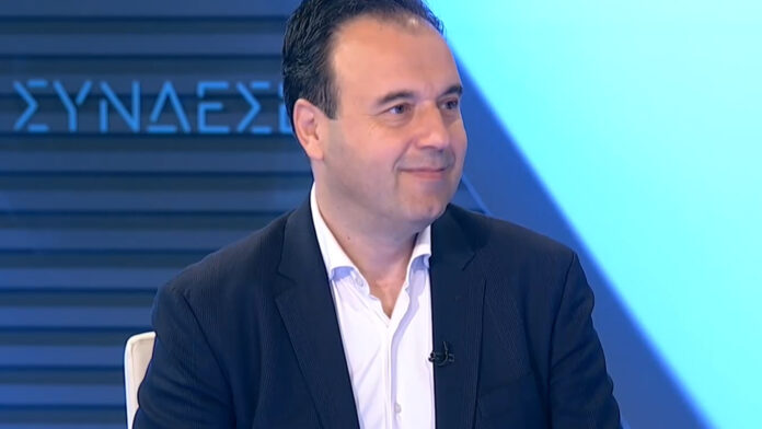 Παπαστεργίου: Η Ελλάδα εξοπλίζεται με μικροδορυφόρους για πολιτική προστασία και ασφάλεια – Πάνω από 400.000 οι προσωπικοί αριθμοί