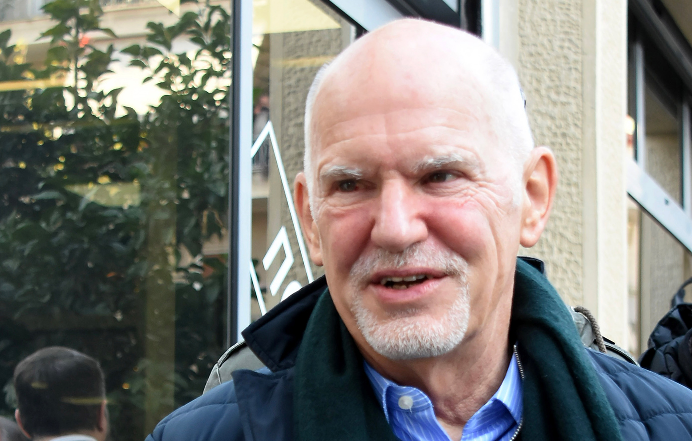 Γιώργος Παπανδρέου: Λαμπερό δείπνο με την σύντροφό του και φίλους για τα 73α γενέθλιά του