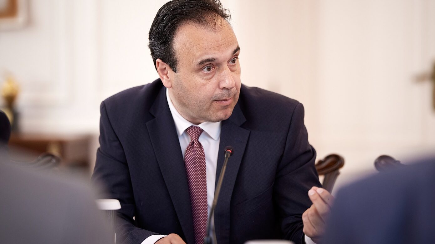 «Η Ευρώπη δημιουργεί επαναστατικό σύστημα επιβεβαίωσης ηλικίας» στο διαδίκτυο – 13 χώρες στηρίζουν την ελληνική πρωτοβουλία