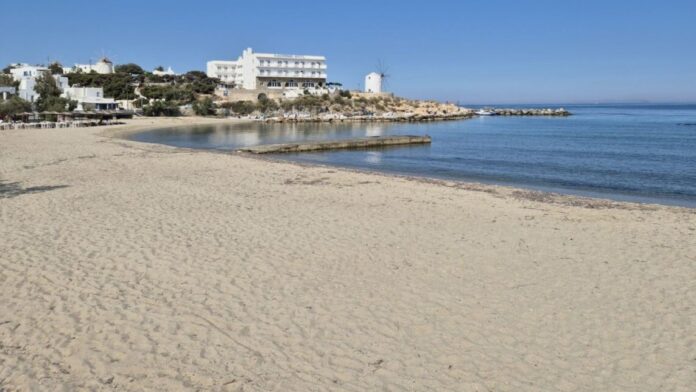 Ολοκληρώθηκε η αναζωογόνηση των παραλιών του Δήμου Πάρου