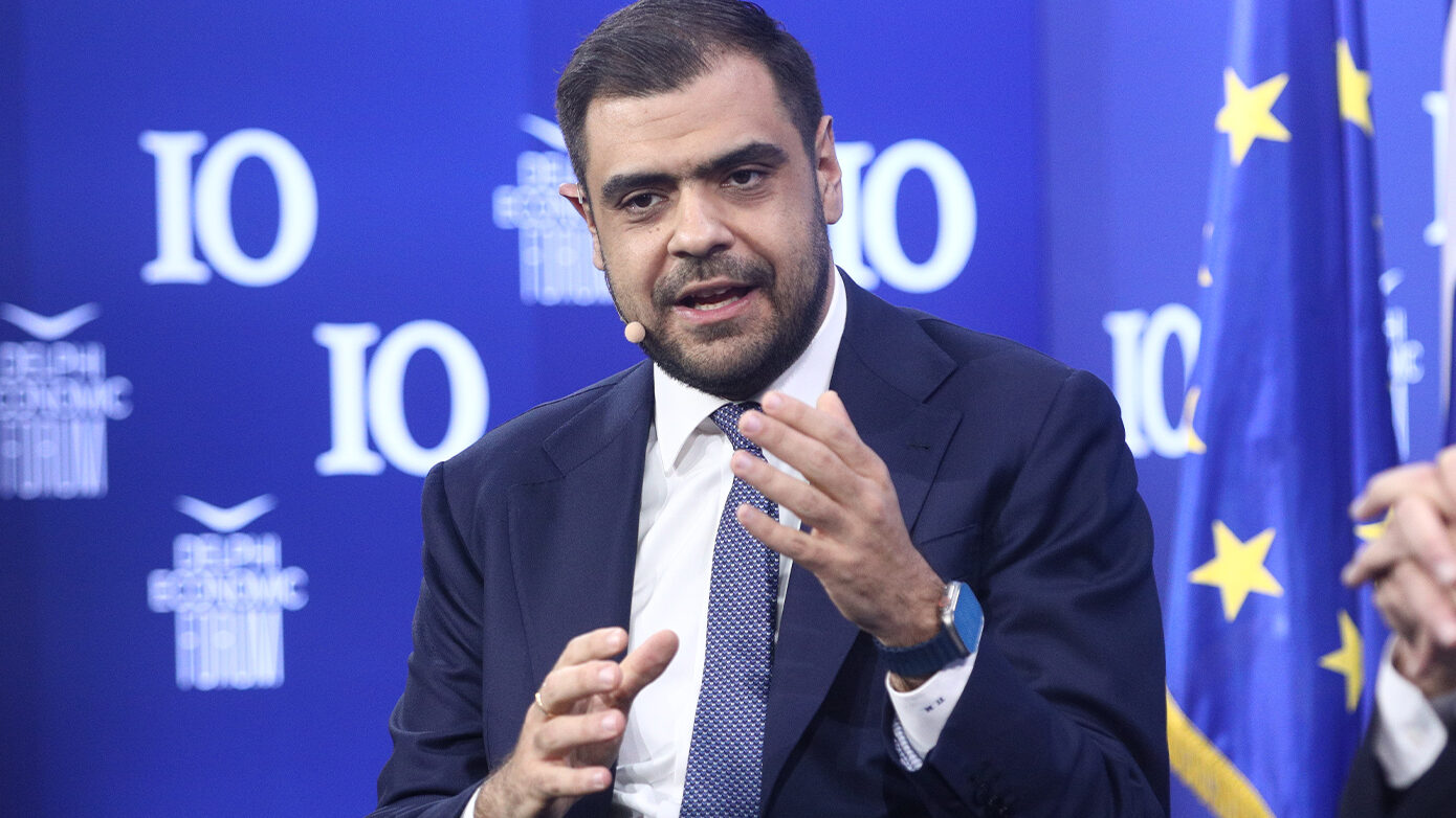 Μαρινάκης για Τσίπρα: «Έχει δικαίωμα να κάνει όσο rebranding θέλει για τον εαυτό του, αλλά την ιστορία δεν θα την αλλάξει»