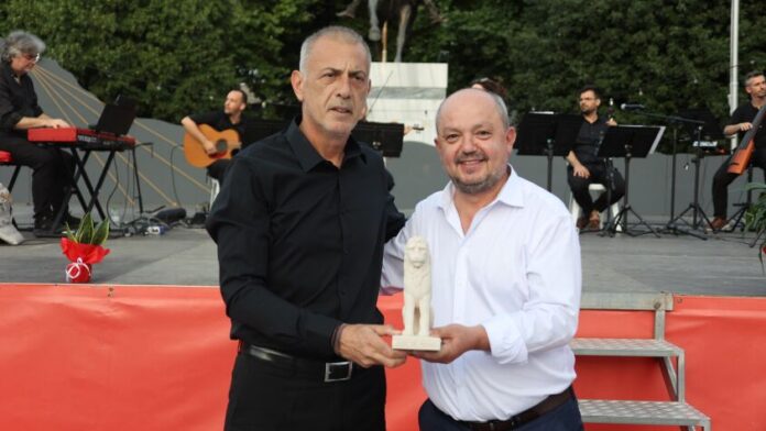 Ο Δήμαρχος Πειραιά ταξιδεύει στην Καρδίτσα για τα 57α «Καραϊσκάκεια»