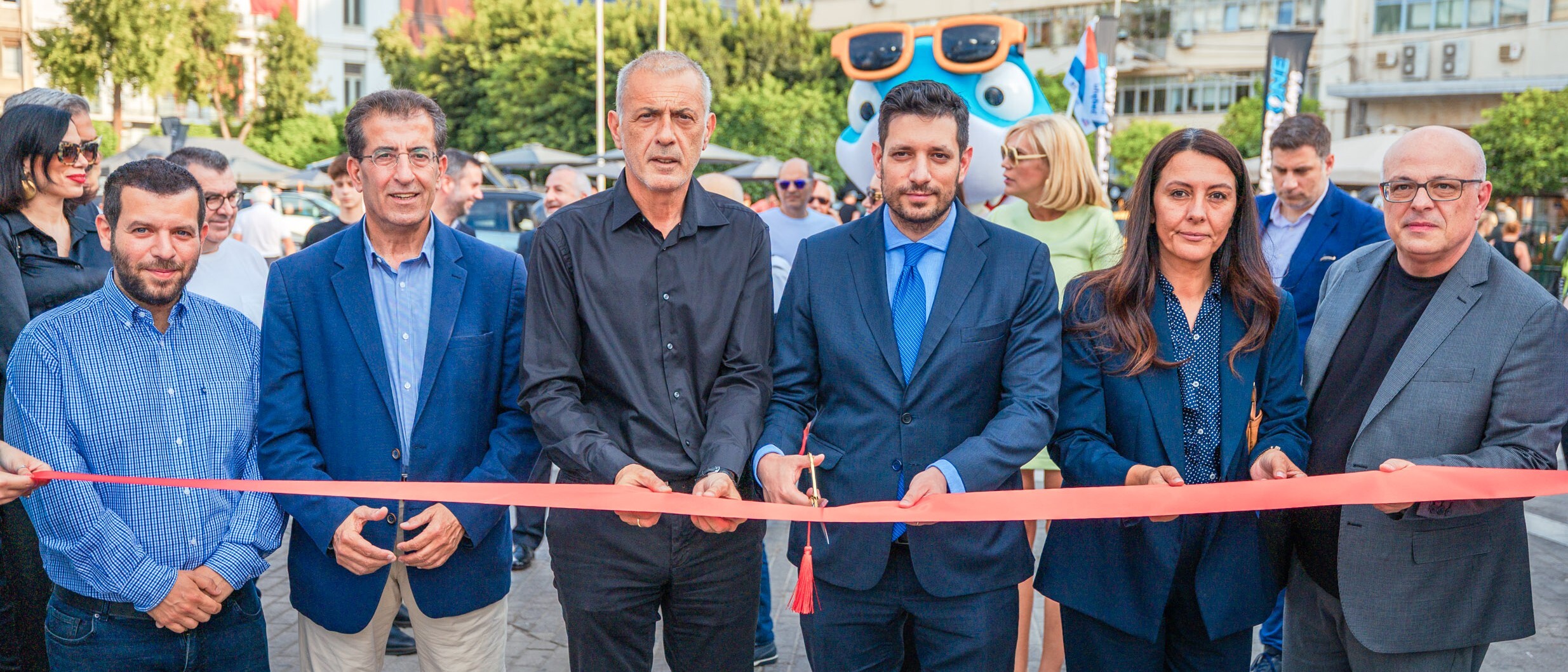 Ο Πειραιάς πρωτοπορεί στην επανάσταση της ηλεκτροκίνησης