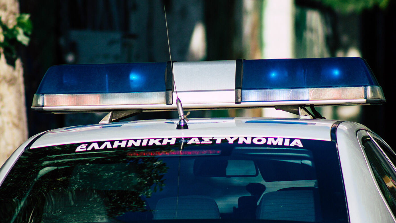 Έσβησε η ηρωίδα αστυνομικός, μητέρα τεσσάρων παιδιών, που είχε τραυματιστεί σοβαρά σε περιστατικό συμπλοκής οδηγών στη Χαλκιδική