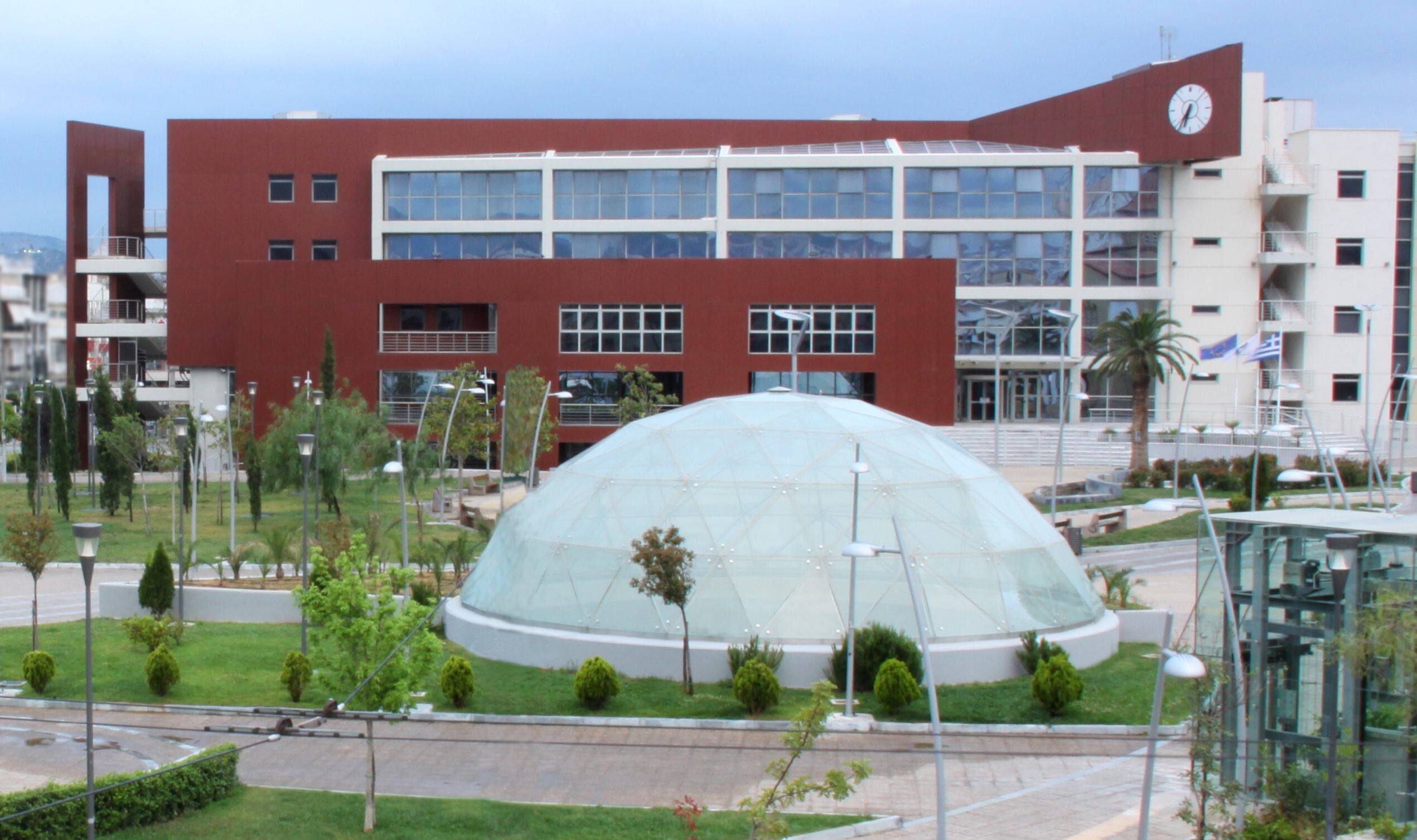 Ο Δήμος Περιστερίου θριαμβεύει στην αξιολόγηση ανάμεσα στους 10 κορυφαίους Δήμους