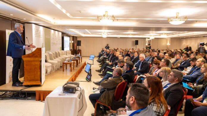 Η… Λερναία Ύδρα των χωματερών στο όρος Αιγάλεω – Ξέσπασε ο Πρόεδρος της ΠΕΣΥΔΑΠ