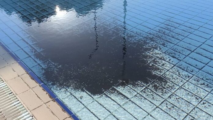 Εκτός λειτουργίας η πισίνα του κολυμβητηρίου Πετρούπολης εξαιτίας σοβαρών βανδαλισμών