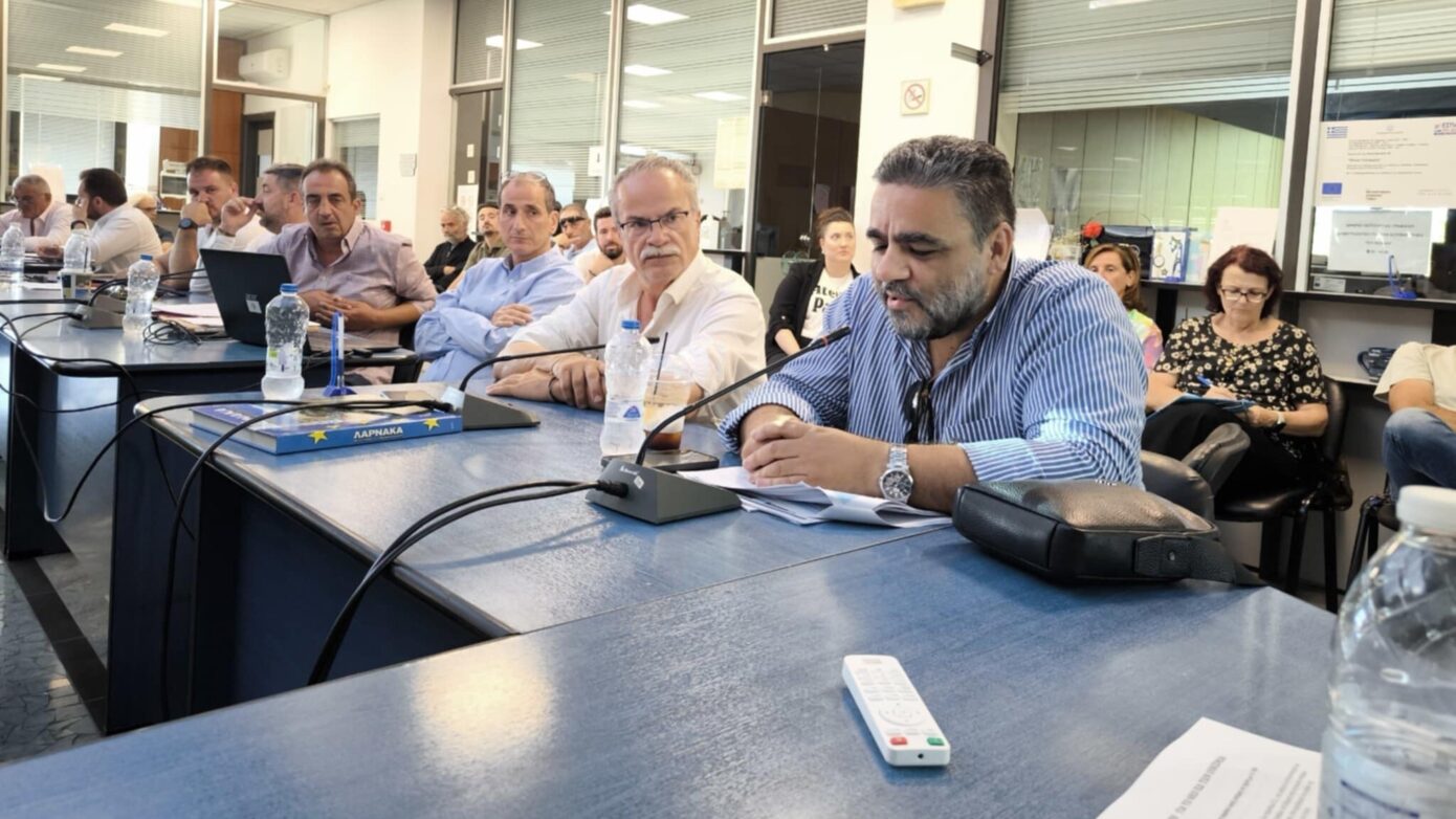 Δ.Πλατανιά: Έντονη διαμαρτυρία κατά του Π.Δ. για μικρούς οικισμούς