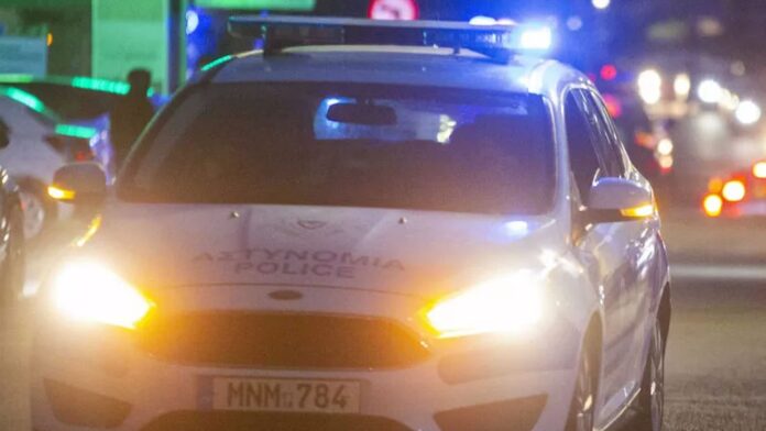 Λήξη συναγερμού στην Πανεπιστημίου – Ακίνδυνο τελικά το μυστηριώδες σακίδιο