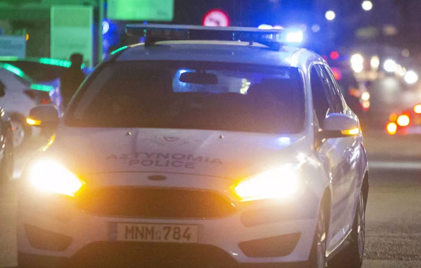 Λήξη συναγερμού στην Πανεπιστημίου – Ακίνδυνο τελικά το μυστηριώδες σακίδιο