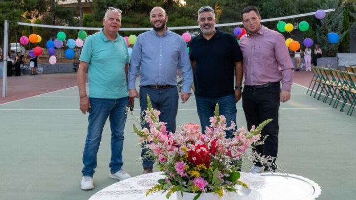 Ο Δήμαρχος Μ. Ψυχάλης τίμησε τη Γιορτή Αποφοίτησης του 2ου Λυκείου Πεύκης