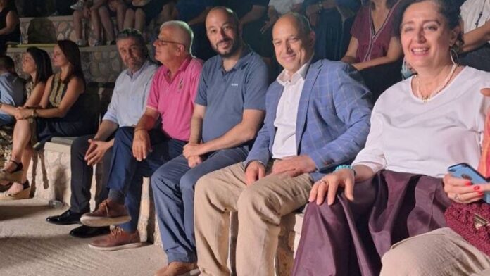 Ο Δήμαρχος Λυκόβρυσης-Πεύκης συμμετέχει στο μεγάλο Φεστιβάλ του Δ. Μεγάρων