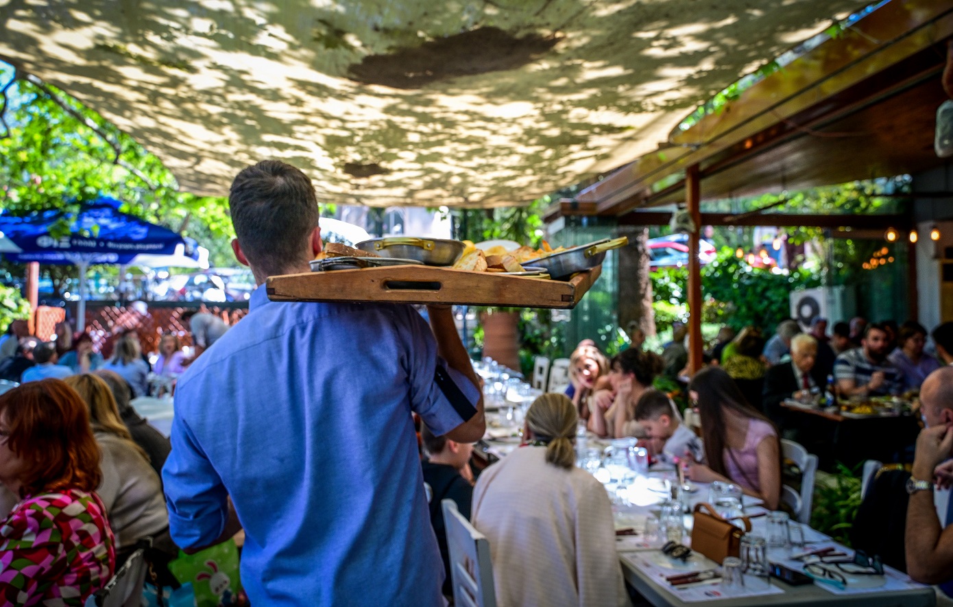 Νέο εργασιακό νομοσχέδιο: Τι αλλάζει ριζικά σε προσλήψεις και υπερωρίες – Τα κρίσιμα ζητήματα που διευθετούνται