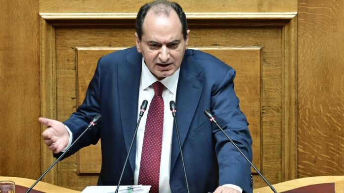 Σπίρτζης καταγγέλλει στη Βουλή: Η τραγωδία στα Τέμπη θα είχε αποφευχθεί με το σύστημα του 2019