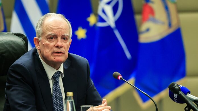 «Άρνηση» Τασούλα στο αίτημα Τσίπρα για τα πρακτικά του συμβουλίου πολιτικών αρχηγών: «Εμπιστευτικά τα όσα διημείφθησαν»