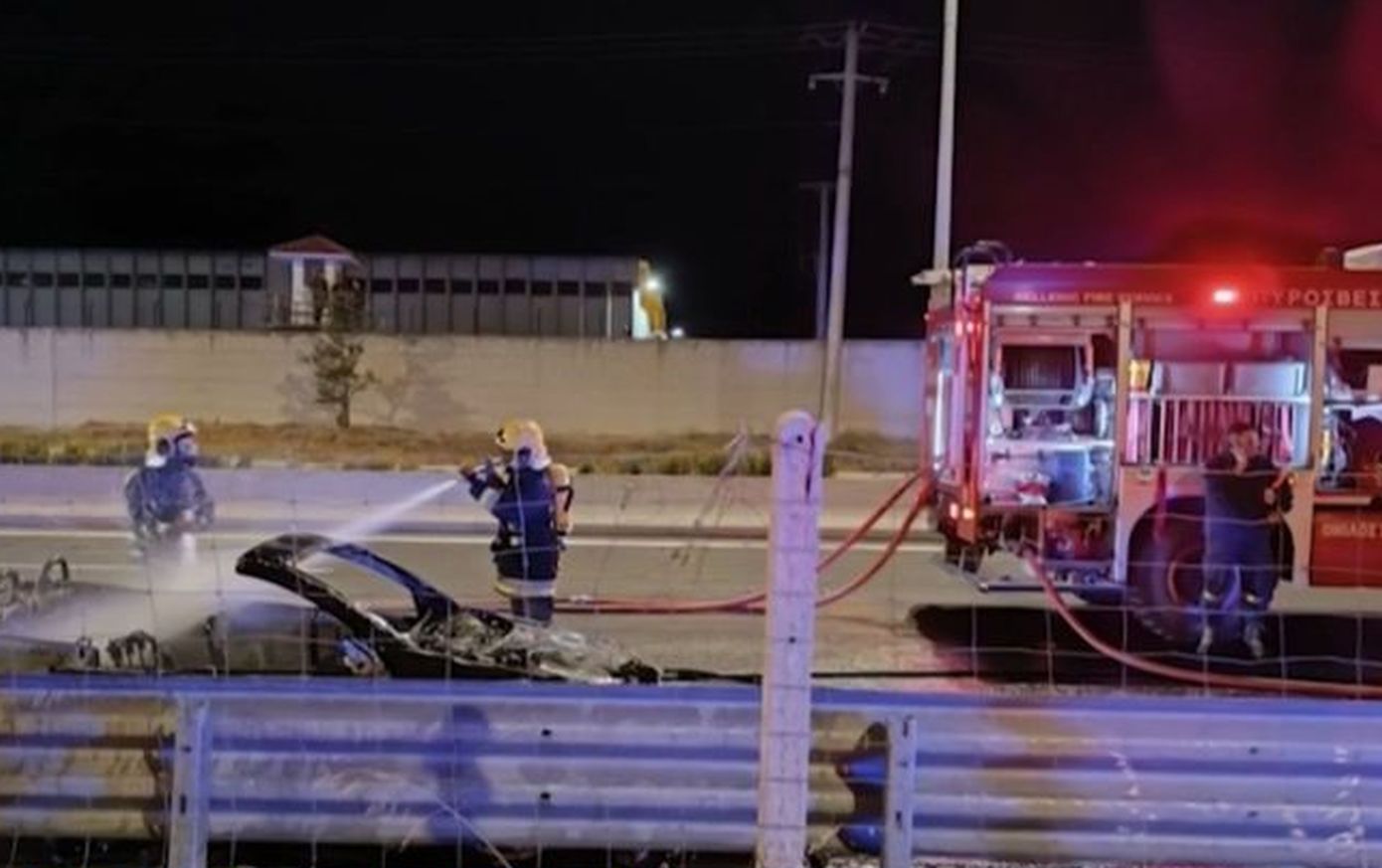 Τροχαίο στην Αθηνών-Λαμίας: Εθελόντρια πυροσβέστη χτυπήθηκε από αυτοκίνητο την ώρα που κατέσβηνε φωτιά